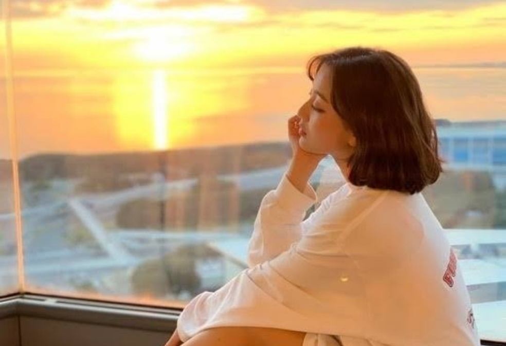 Matahari terbenam thumbnail