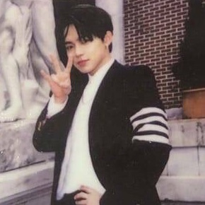 HYUNSUK image