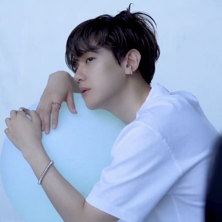 변백현 image