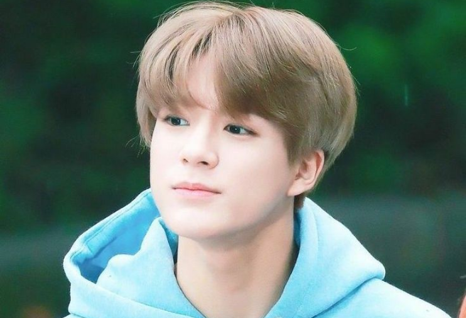 VOTE JENO PLEASE!!  thumbnail