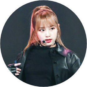 최예나(화났을 때) image