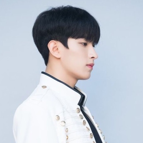 이석민 image
