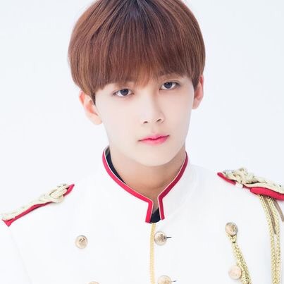윤정한 image