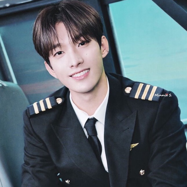 ์ด์๋ฏผ image