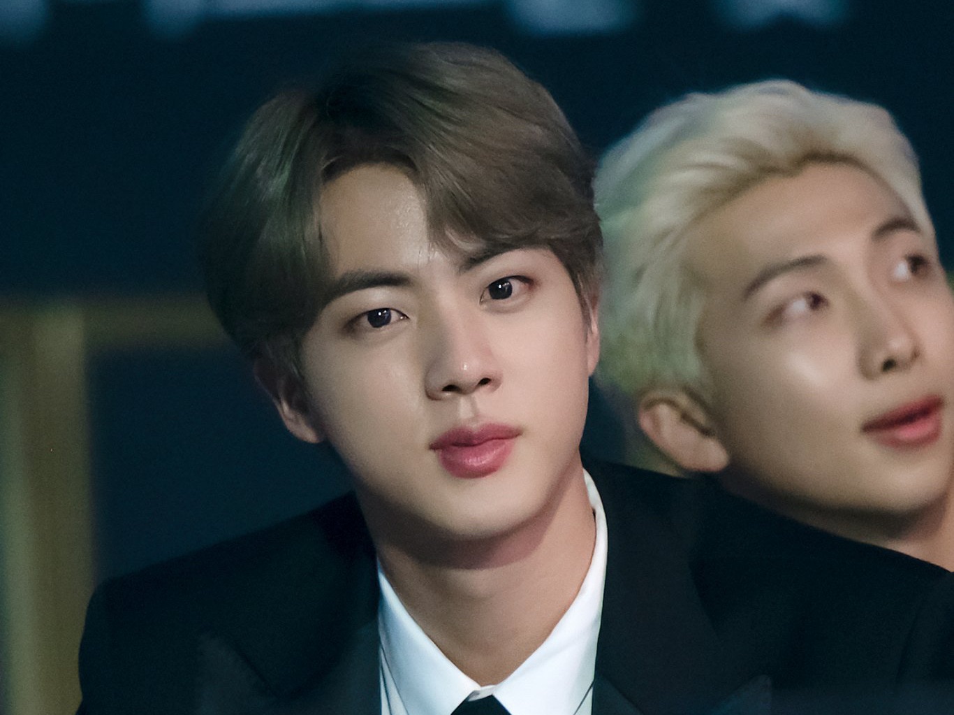 김석진 image