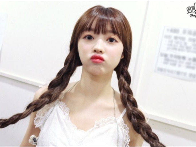 유시아 image