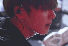 "Một công tố viên cứng rắn nhưng kiên quyết." thumbnail