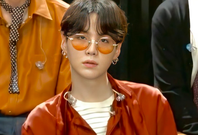 Yoongi bình chọn 🐱 thumbnail