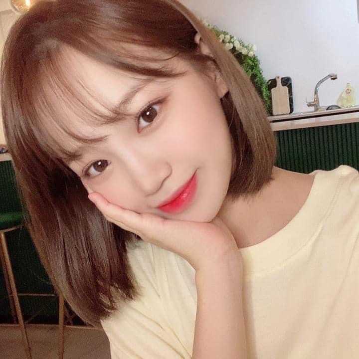 김채원 image