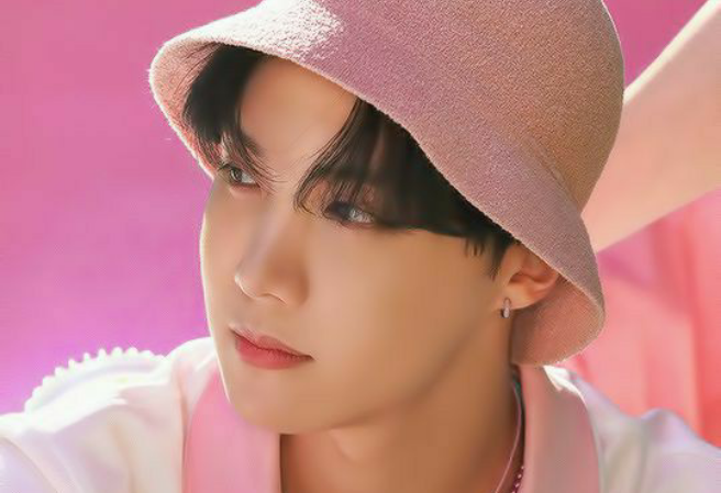 호비에게 투표하세요 🕺🐿 thumbnail