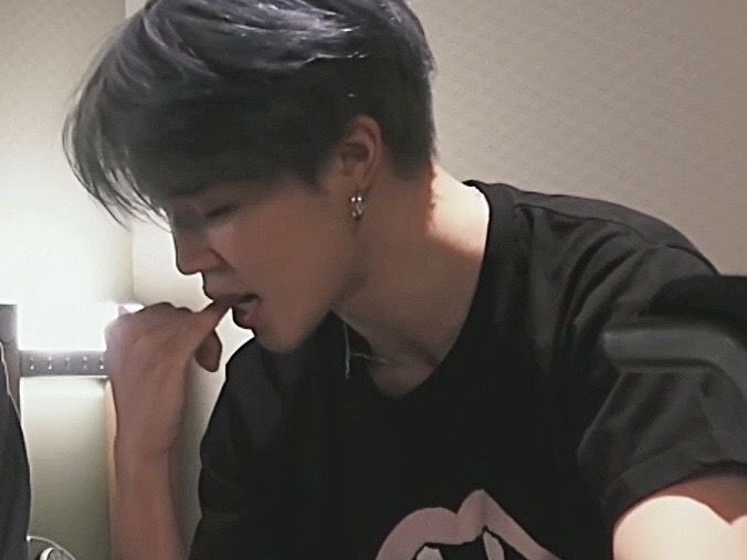 처음 본 선배한테 안겨서 움.txt thumbnail