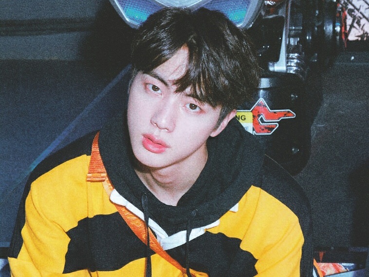 白銀蓮花 thumbnail