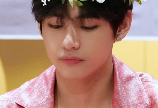 (BL) Aku bertemu dengan adik laki-lakiku, yang kubunuh 9 tahun lalu. thumbnail