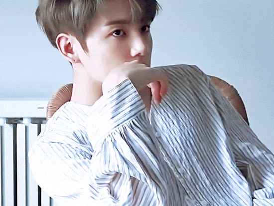 "Pretty, we should date." thumbnail