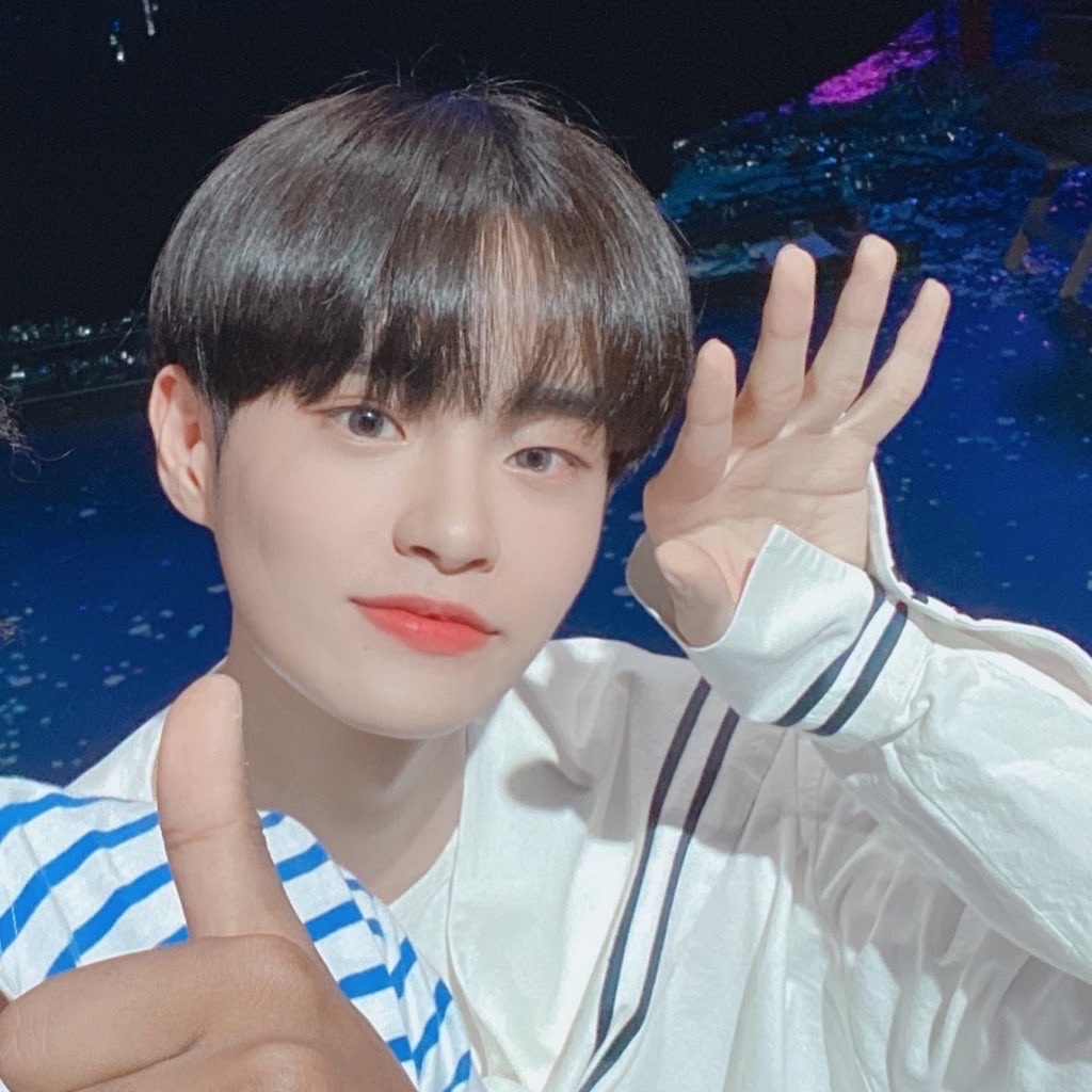이대휘 image