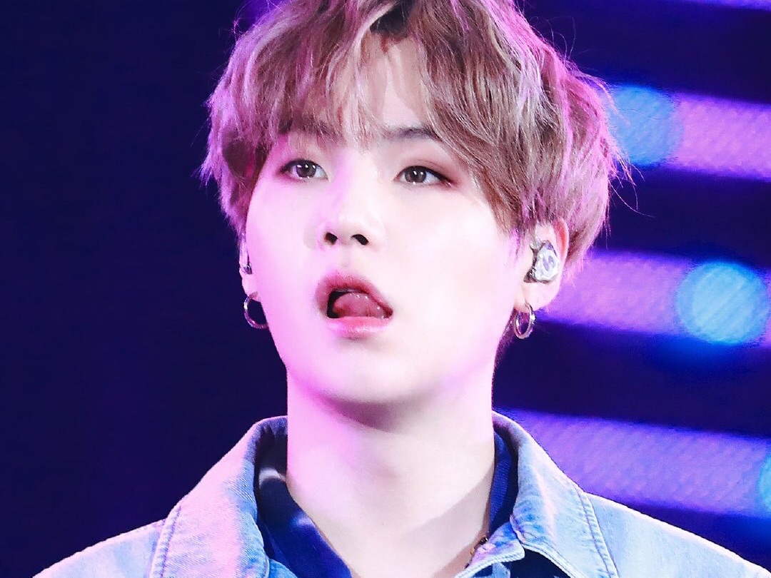 初めて会った私たちの間 thumbnail