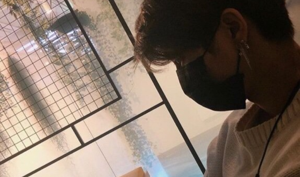 成为偶像 thumbnail