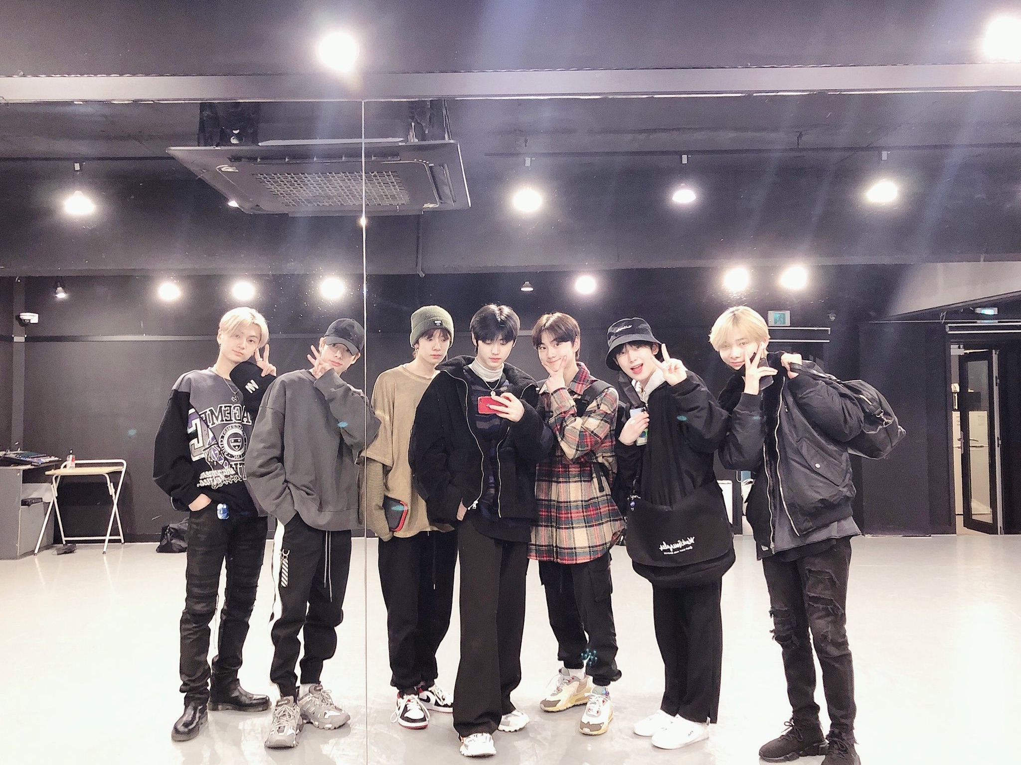 ENHYPEN 투표를 위해 thumbnail