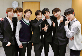 ENHYPEN 투표를 위해 thumbnail