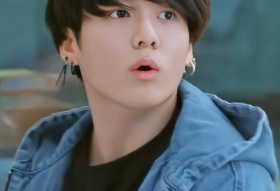 6人の警察 thumbnail