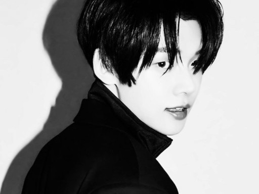 試著讓狗狗咬一個龐克。 thumbnail