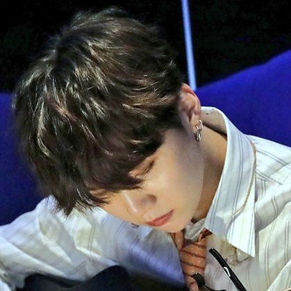 민윤기 image