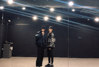 Persahabatan JAKEHOON ❤ thumbnail