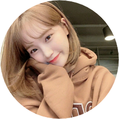 김채원 image