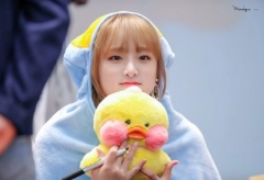 계약으로 정해지는 우정 thumbnail