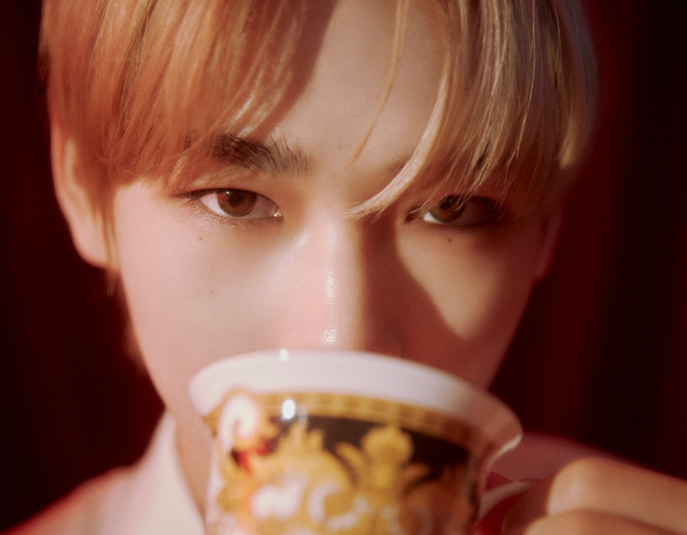 어린 악마와 어린 천사 thumbnail