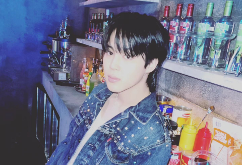 À mà này, bạn trai của chị gái tôi đấy. thumbnail