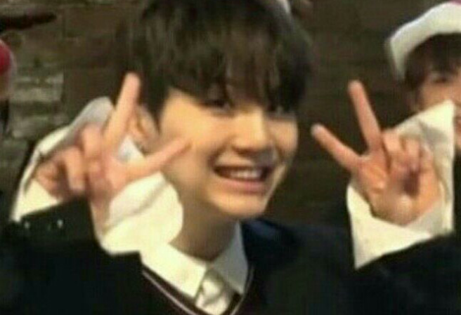 HÃY BẦU CHO SUGA thumbnail