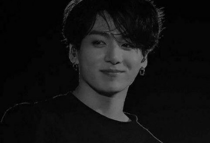 돌아가지 못하는 시간들 속 우리 thumbnail