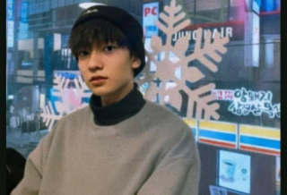 팬보이에서 K팝 아이돌로 thumbnail