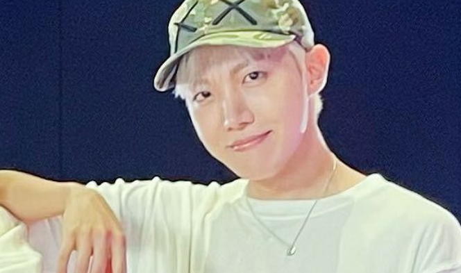 给 HOSEOK 投票！！ thumbnail