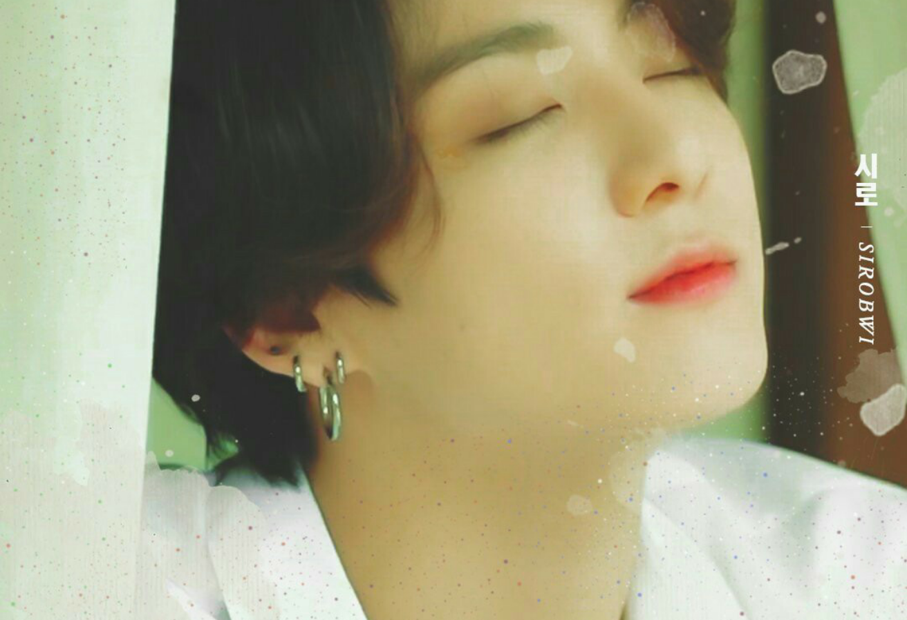 有一天，突然出現了一個人，他竟然是國王？ thumbnail