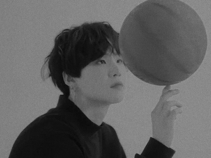 민윤기 image