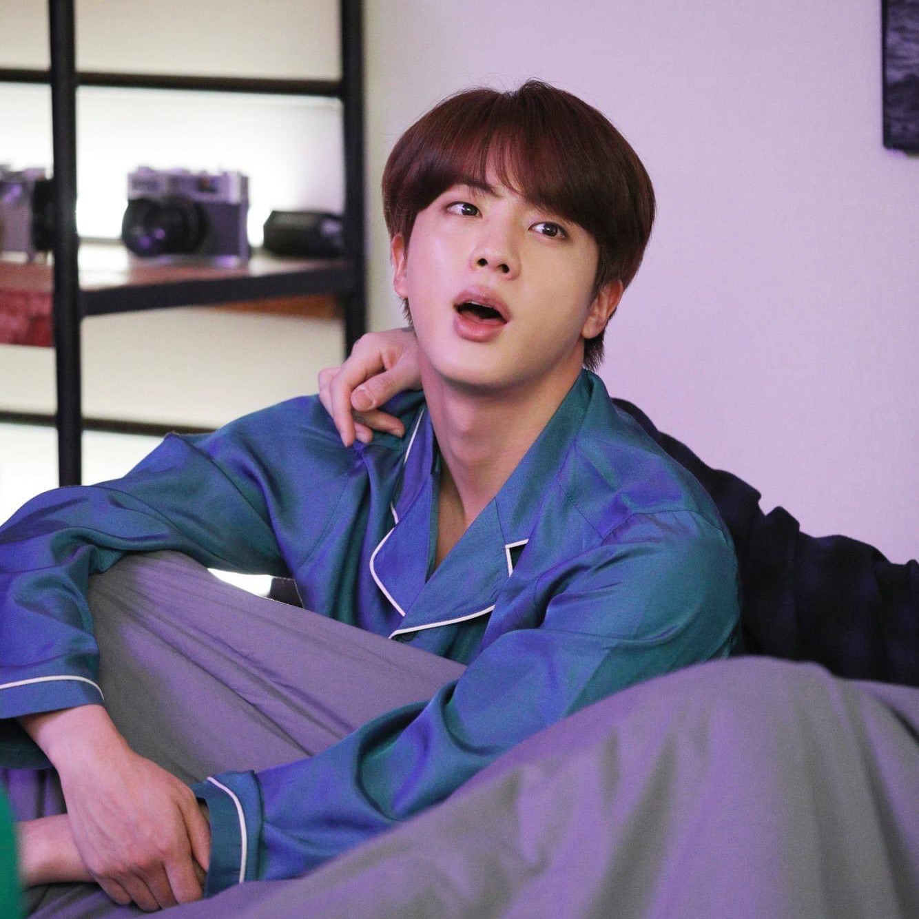 김석진 image