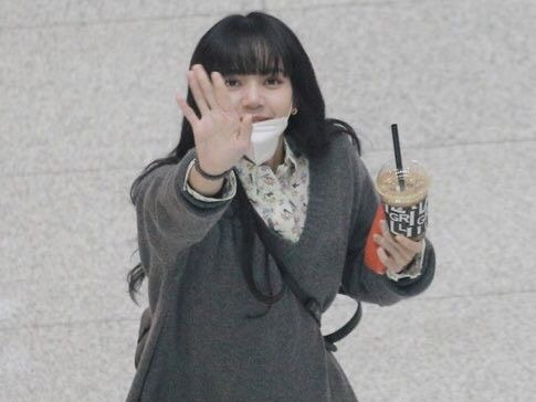 LILIES VÀ BLINKS BÌNH CHỌN thumbnail