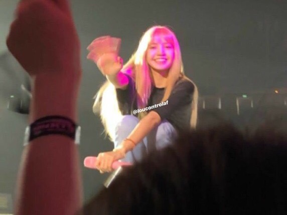 投票给丽莎 thumbnail