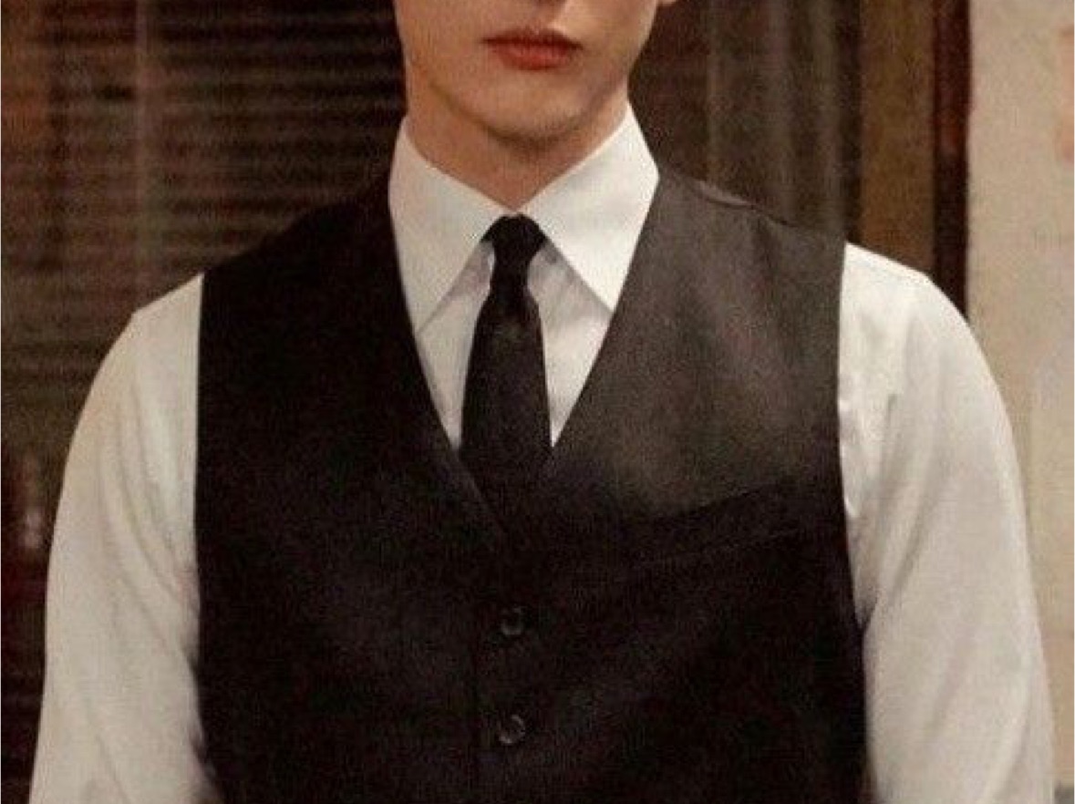 我听说你喜欢那种控制欲强的男人。 thumbnail