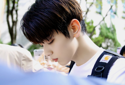 [S2] 有一天，你的樣子開始變得不一樣了。 thumbnail