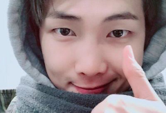 정국에게 투표하세요 thumbnail