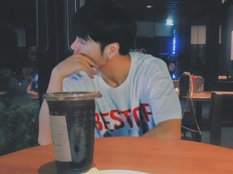 다른 세상 사람 thumbnail