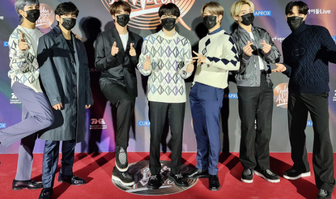 이 팬픽에 댓글 달아주세요!! thumbnail