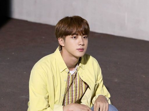 김석진...고등학생...? thumbnail