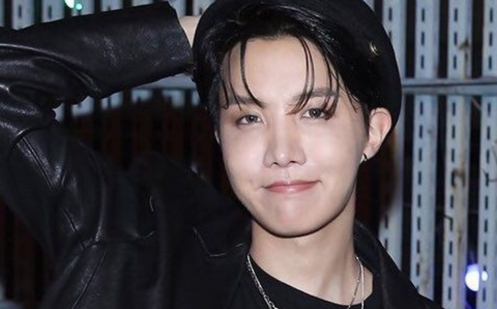 VOTEZ POUR HOBI ♥️ thumbnail