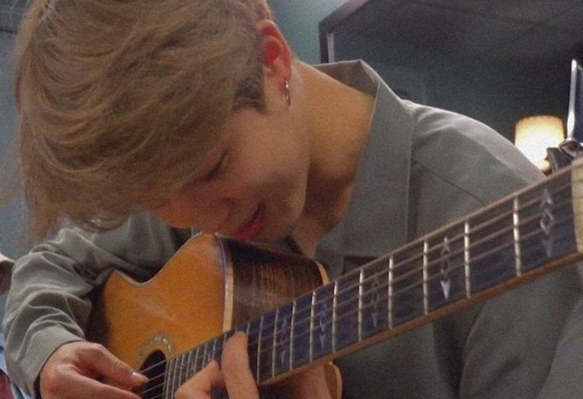 지민에게 투표하세요 thumbnail