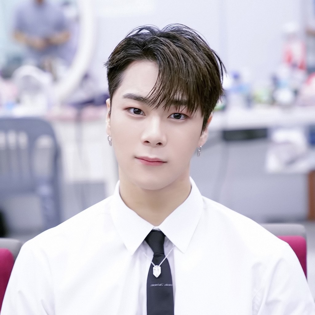문빈 image