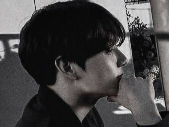 Batas waktu yang memudar menjadi kenangan. thumbnail